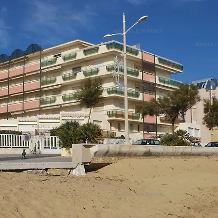 T2 Au Lavandou Pour 4, Proche Plage, Climatisation, Parking Prive - Fr-1-803-66 Apartamento